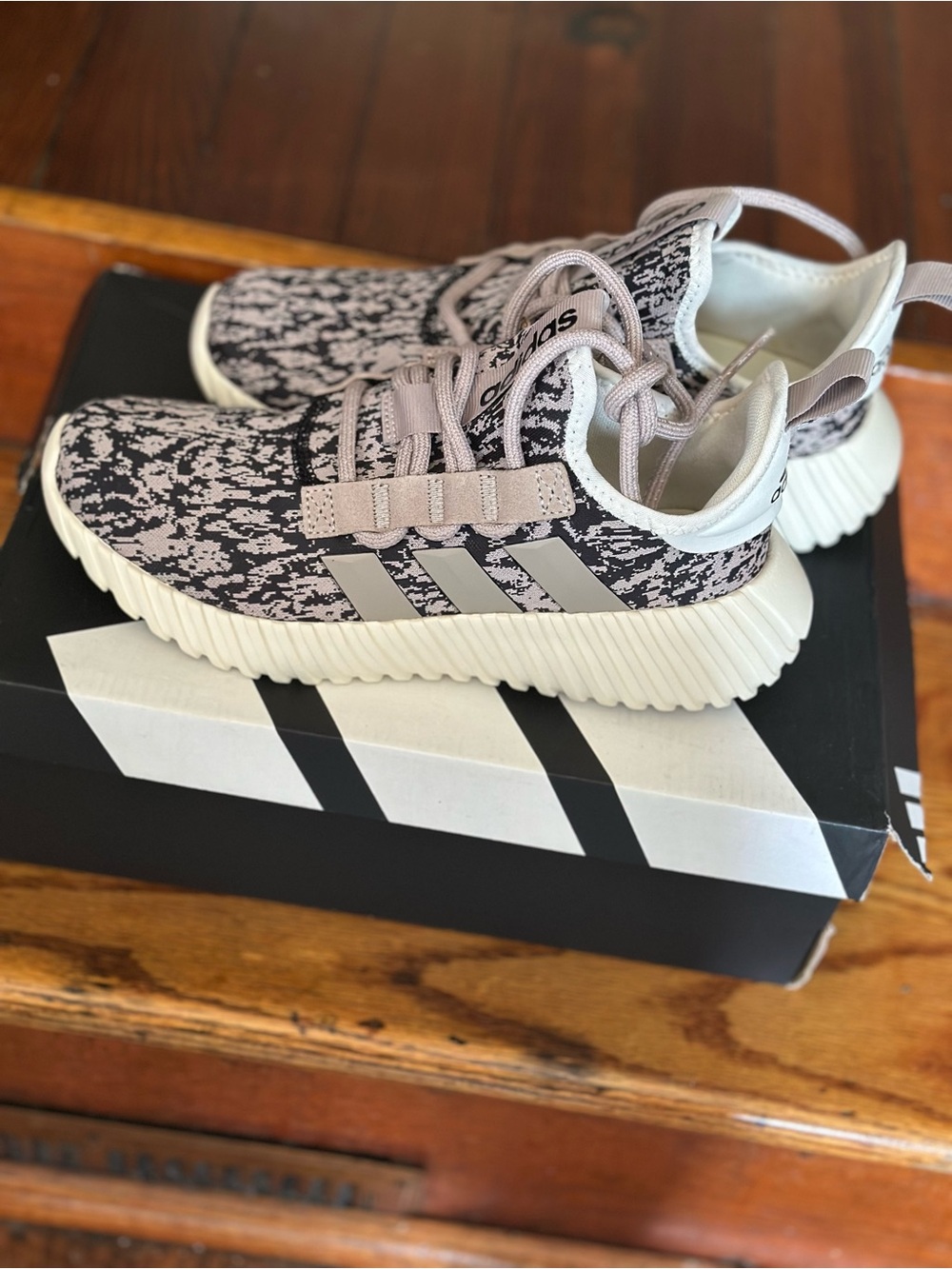 NWT Adidas Tan and Black Speckled Running Shoes